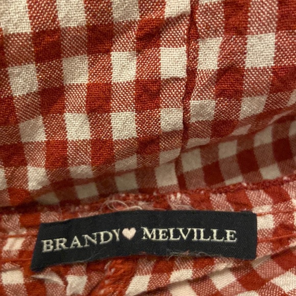 Brandy Melville Cropped Tank Top - Picture 3 of 3